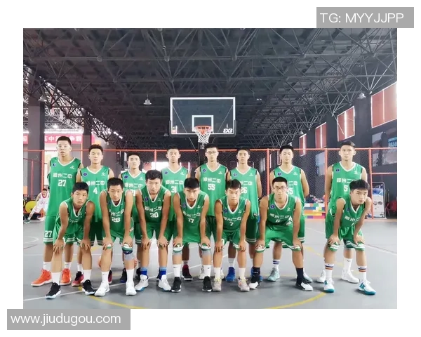 成都篮球队逆袭之路揭秘世界锦标赛特别报道展现奋斗精神与团队力量